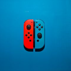 Nintendo Switch Neon Red & Blue Joycons.