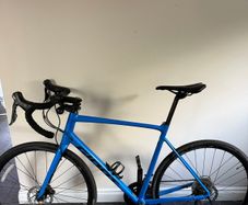 Giant Contend SL 2 Disk Road Bike