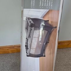Travel cot