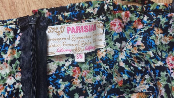 E4 SALE!!  Parisian Fashion Floral Dress/ Playsuit Size 8