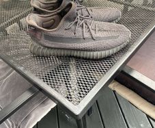 mens trainers Yeezys