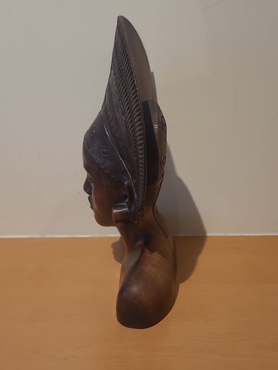 Stunning art deco bust - Janger Bali Dancer sculpture