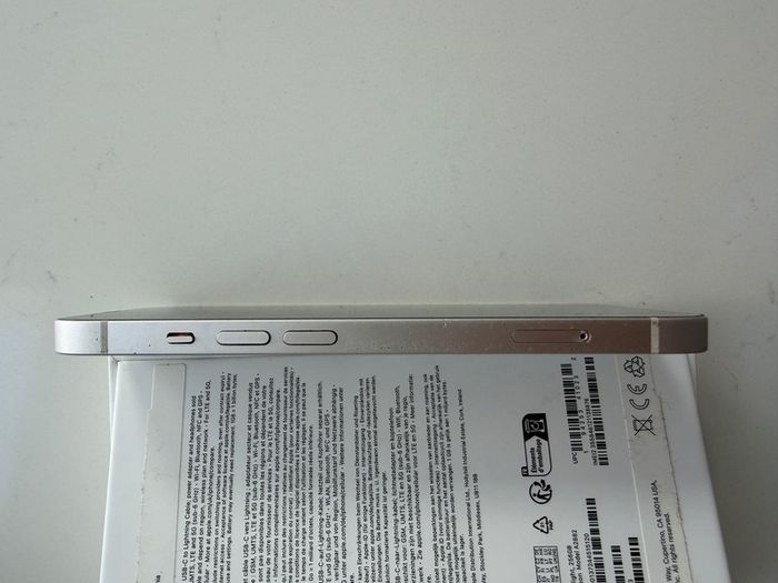 iPhone 14