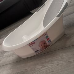 Nuby baby bath