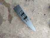 Toyota avensis t27 - drivers window switch