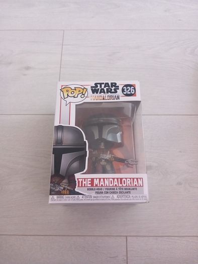 the mandalorian funko pop figure 326