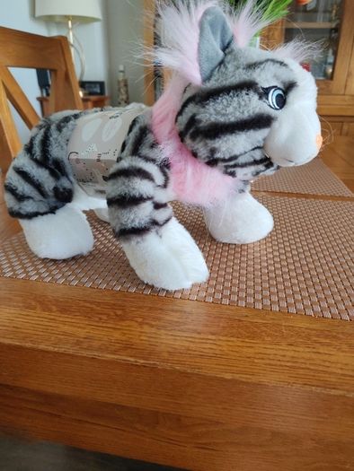 Tiger with heatable lavender insert
