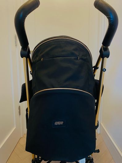 Beautiful and great condition Mamas & Papas buggy