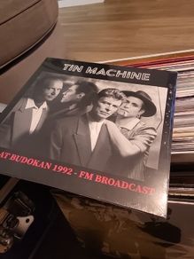 Tin Machine live at budokon 1992 fm broadcast