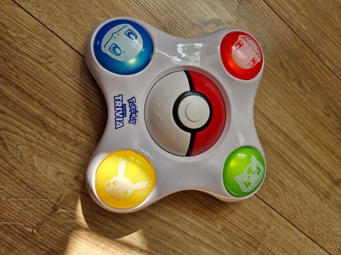 Pokemon trainer electronic game