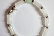Brand New White Beaded Stretch Bracelet with Bamboo-Inspired Beads