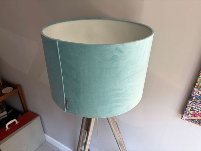 Floor lamp