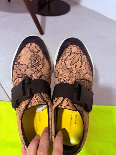 Christopher Kane Lace Pattern Sneakers in Beige Leather Brown