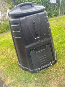 compost bin - free