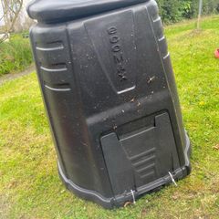 compost bin - free