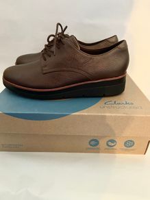 Clarks  Shaylin lace bronze metallic shoes 5.5 D