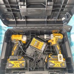 DeWalt 18v combi drill and impactor