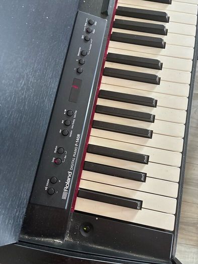 Electric piano keyboard