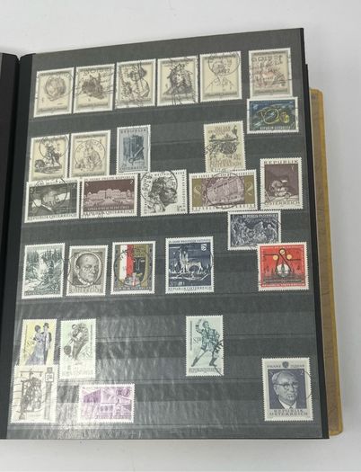 Collection: Austria (Osterreich) Stamps both mint an commemorative stamps on 45 pages