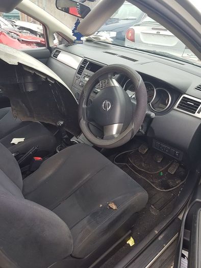 Nissan tiida 08 1.6