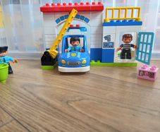Lego Duplo Police Station Set 10902