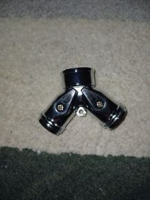 Garden hose splitter brand new metal