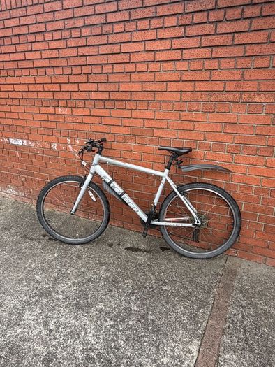 carrera mountain bike