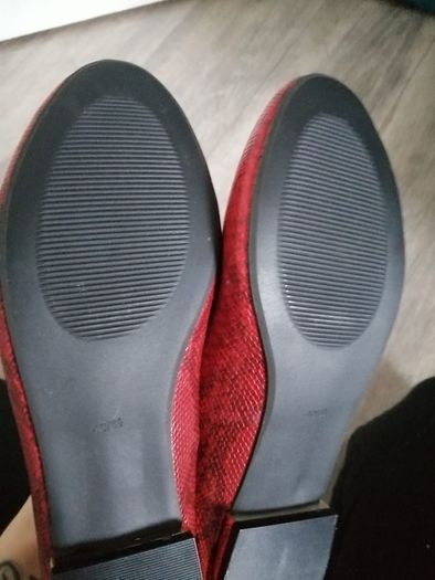Dunnes ladies flats
