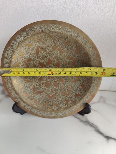 Vintage Hammered Medallion Round Brass Wall Art Plate Plaque Art Plate