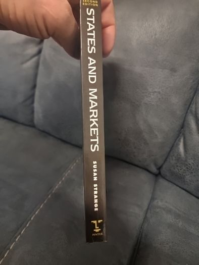 States and Markets. Susan Strange.