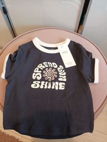 Marks and Spencer boys T shirt Age 7/8