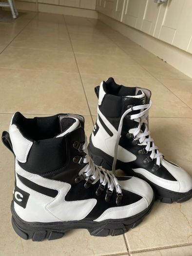 Black and white leather boots size 4 -4.5