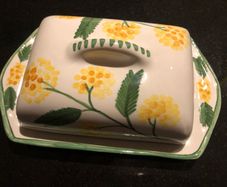 Butter dish