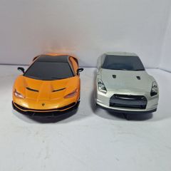 Scalextric Super Cars Twin Pack (slot cars - Lamborghini Nissan )