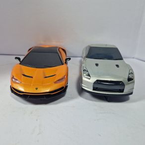 Scalextric Super Cars Twin Pack (slot cars - Lamborghini Nissan )