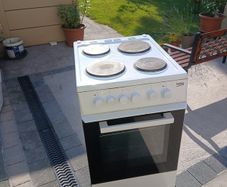 Beko 500mm electric cooker