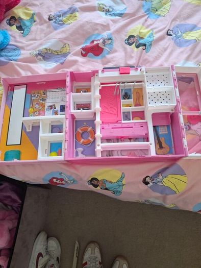 barbie dream closet