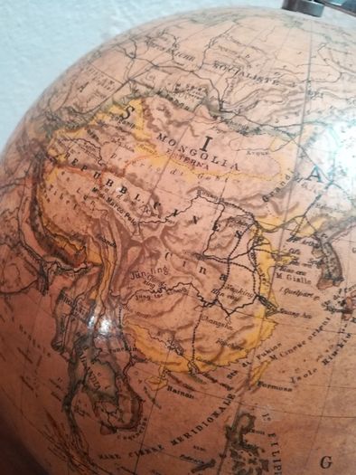 Rare, Large Vintage Globe Italian Paravia