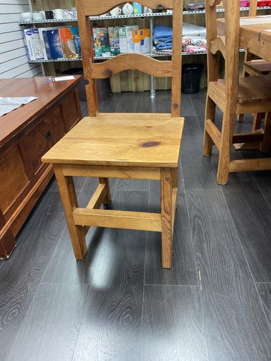 table and 5 chairs