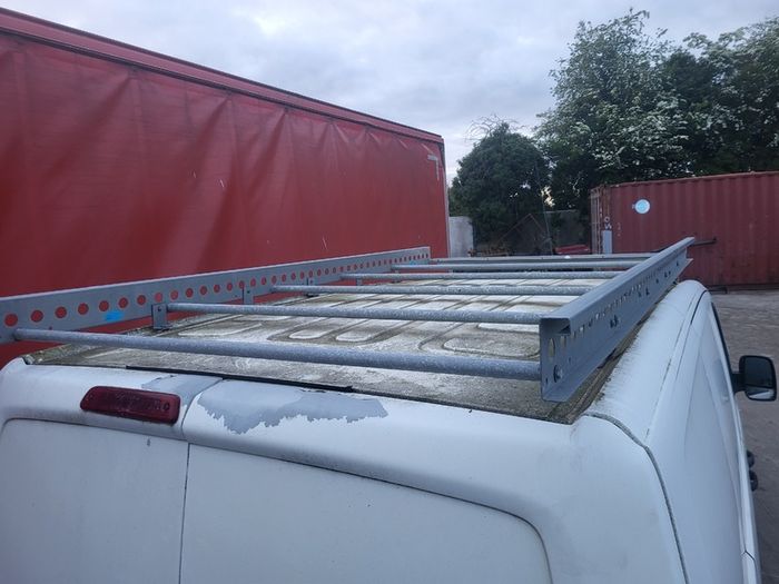 Peugeot van braking for parts