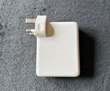 Apple 140W USB-C Power Adapter