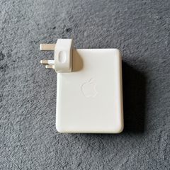 Apple 140W USB-C Power Adapter