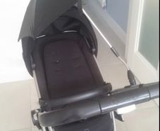 Quincy Buzz Xtra in black, Maxi cosi car seat, ISO fix base & Accesories