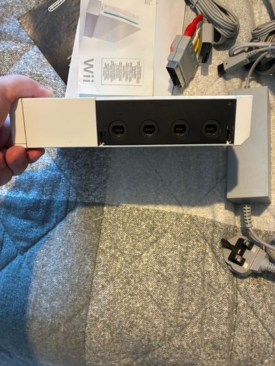 Nintendo Wii Bits