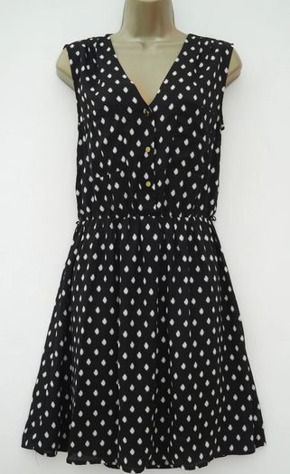 Loads dresses 5 eaxh