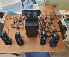 Logitech X-530 5.1 surround system