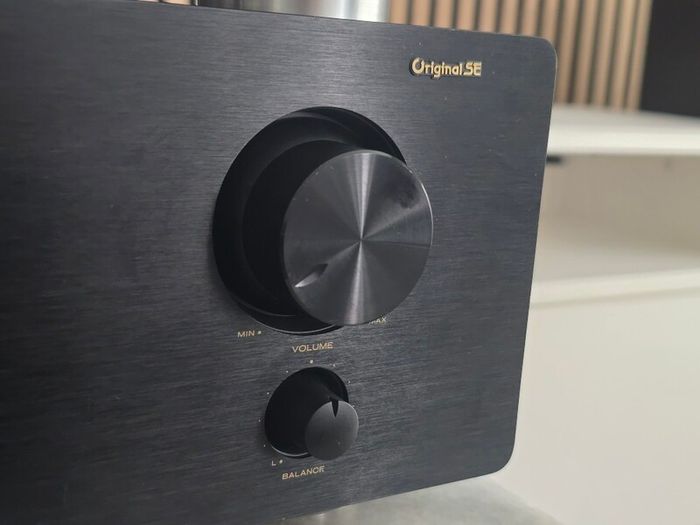 Marantz PM6010 OSE Integrated Amplifier  Excellent Condition