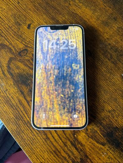 iPhone 14
