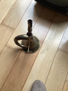 Brass bulb horn