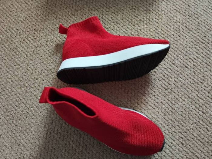 Zara fabric sneakers EUR 32